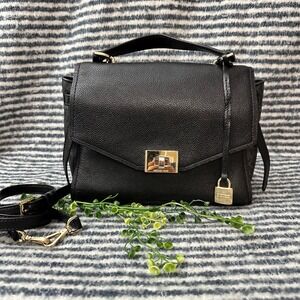 Michael Kors Cassie Logo Satchel Messenger Crossbody / Hand Bag Medium Black